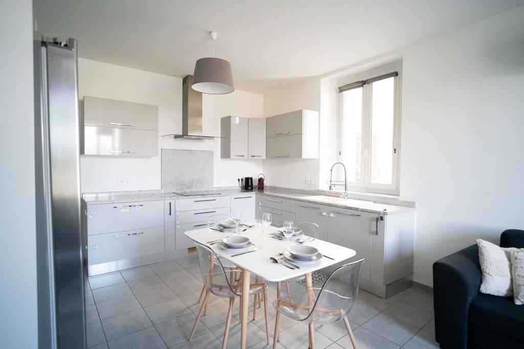Appartement T4 Vue Mer Proche Gare Et Centre Ville อฌักซิโอ้ ภายนอก รูปภาพ